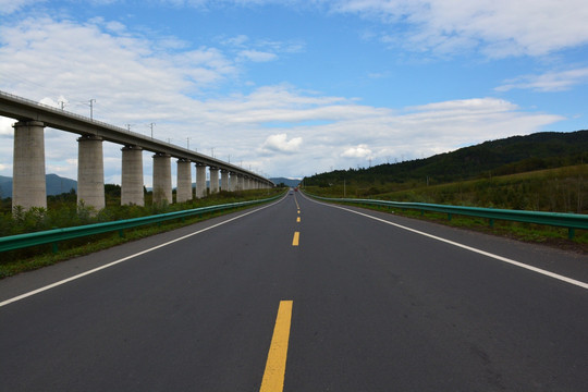 铁路高架桥