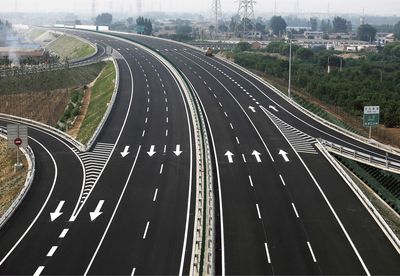 既然两点之间线段最短,为什么高速公路不造成直的